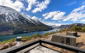 Lem Cabins